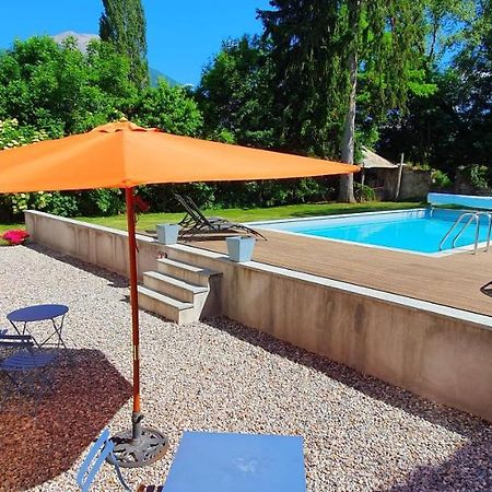 Maison Cimarron Bed and Breakfast Chateauroux-les-Alpes Buitenkant foto