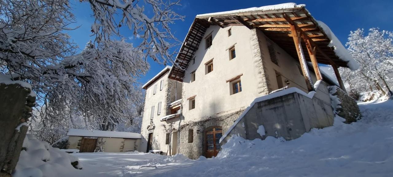 Maison Cimarron Bed and Breakfast Chateauroux-les-Alpes Buitenkant foto